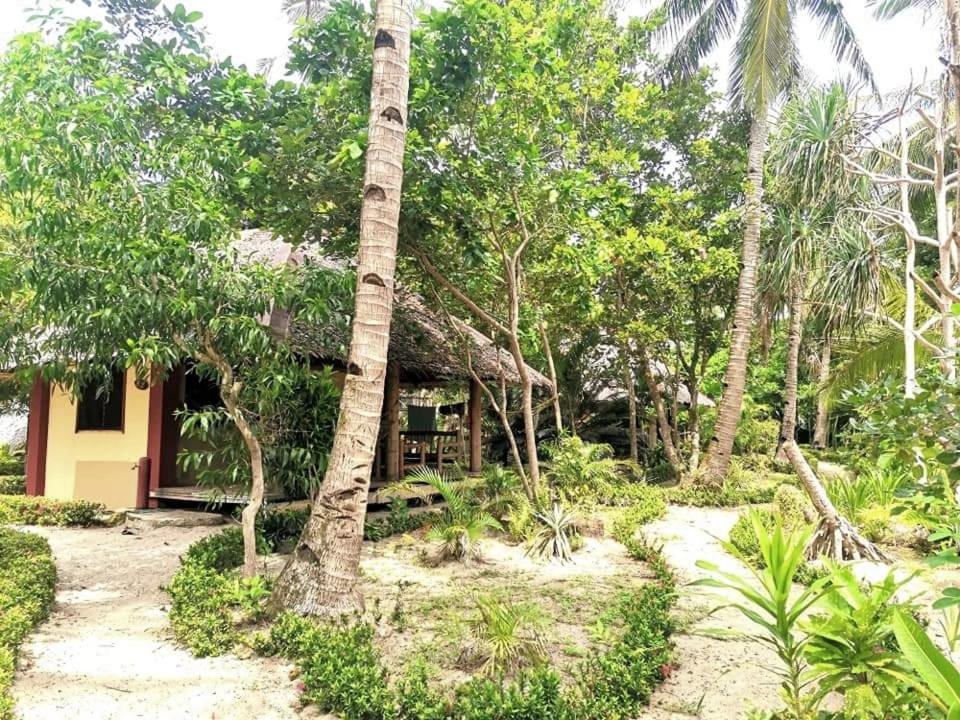 Sulu Sunset Beach Resort Nauhang Extérieur photo