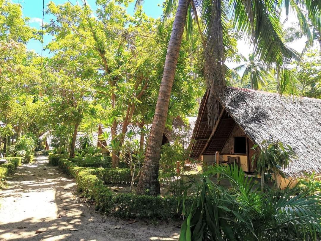 Sulu Sunset Beach Resort Nauhang Extérieur photo