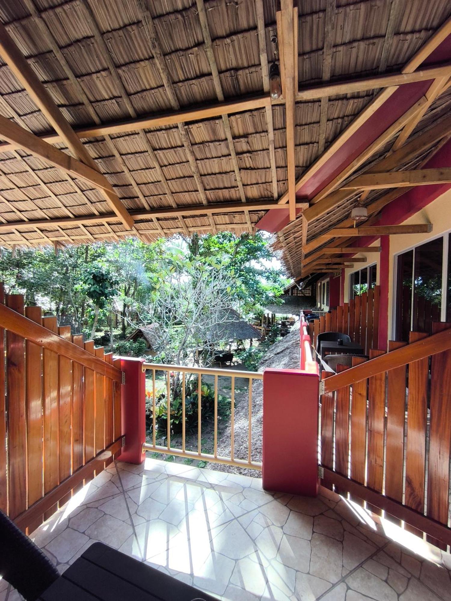 Sulu Sunset Beach Resort Nauhang Extérieur photo